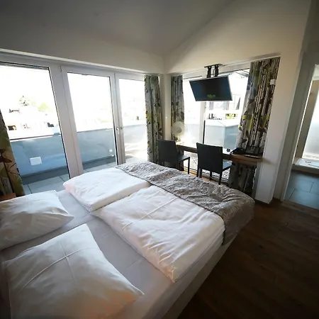 ホテル アルシュタッド ホフヴィルト