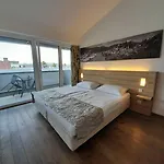 Altstadt Hofwirt Hotel