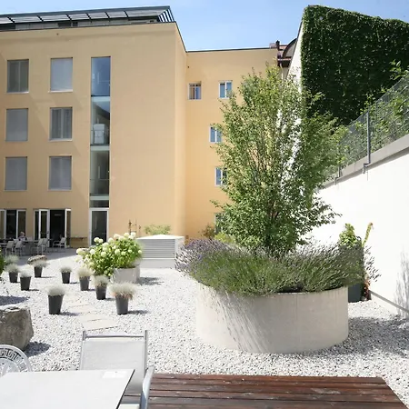 Altstadt Hofwirt Hotel Solnohrad
