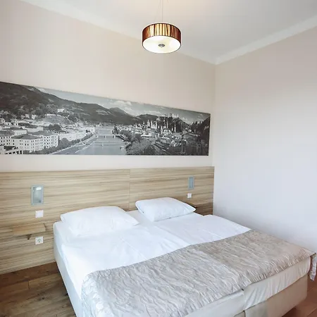 Altstadt Hofwirt Hotel