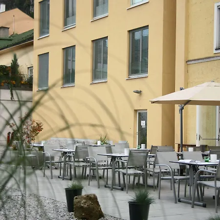 Altstadt Hofwirt Otel 3*