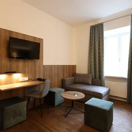 Otel Altstadt Hofwirt