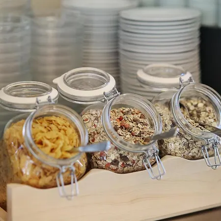 מלון Altstadt Hofwirt 3*