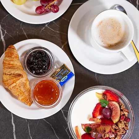 מלון Altstadt Hofwirt 3*