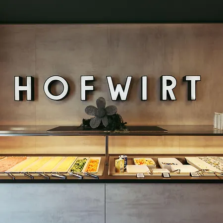 Altstadt Hofwirt מלון